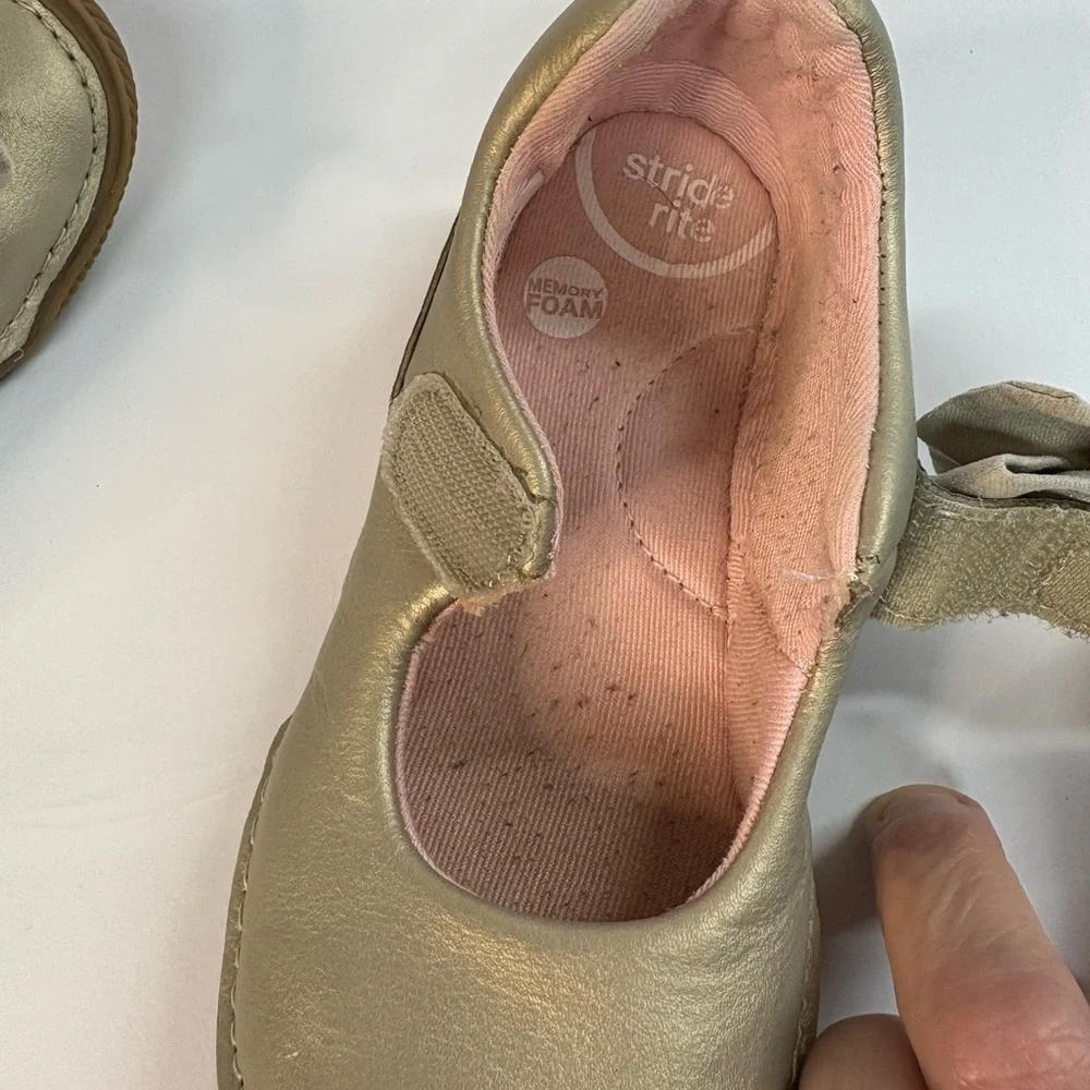 Stride Rite Light Metallic Gold Mary Jane with Bow